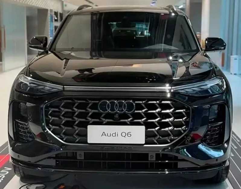 The Q6: A Majestic SUV with Commanding Presence